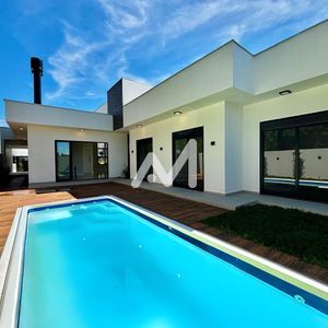 Casa com 226m² e 3 dormitórios no bairro Bom Pastor em Lajeado para Comprar