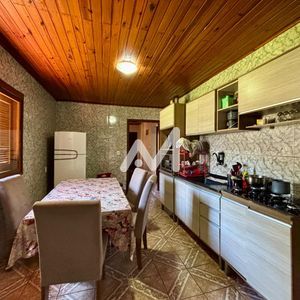 Casa com 92m² e 3 dormitórios no bairro Universitário em Lajeado para Comprar