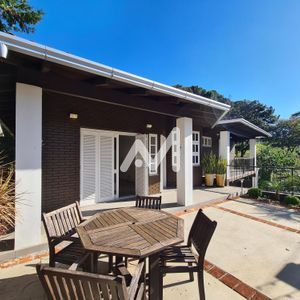 Casa com 240m² e 3 dormitórios no bairro Alto do Parque em Lajeado para Comprar