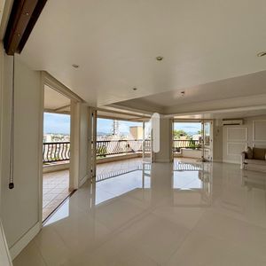 Apartamento com 232m² e 3 dormitórios no bairro São Cristóvão em Lajeado para Comprar