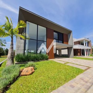 Casa de Condomínio com 326m² e 3 dormitórios no bairro Conventos em Lajeado para Comprar