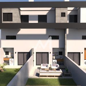 Sobrado com 167m² e 3 dormitórios no bairro Montanha em Lajeado para Comprar