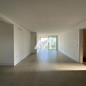 Apartamento com 140m² e 3 dormitórios no bairro Centro em Lajeado para Comprar