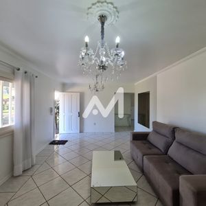 Casa com 130m² e 3 dormitórios no bairro Universitário em Lajeado para Alugar