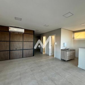 Sala Comercial com 95m² no bairro Centro em Lajeado para Comprar ou Alugar