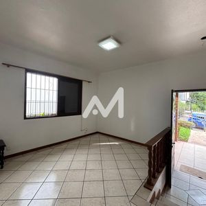 Casa com 200m² e 3 dormitórios no bairro Moinhos em Lajeado para Alugar