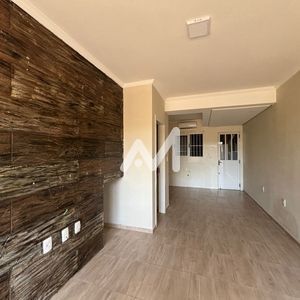 Sobrado com 80m² e 2 dormitórios no bairro Carneiros em Lajeado para Alugar