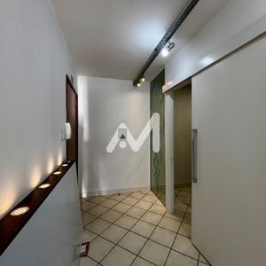 Sala Comercial com 75m² no bairro Centro em Lajeado para Comprar ou Alugar