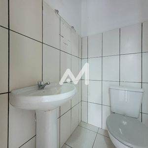 Loja com 18m² no bairro Centro em Lajeado para Alugar