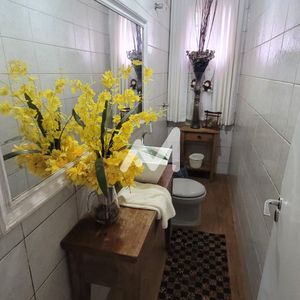 Casa Comercial com 283m² e 3 dormitórios no bairro Centro em Lajeado para Comprar