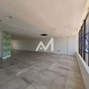Sala Comercial com 200m² no bairro Centro em Lajeado para Alugar