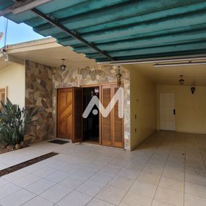 Casa com 180m² e 3 dormitórios no bairro Alto do Parque em Lajeado para Comprar