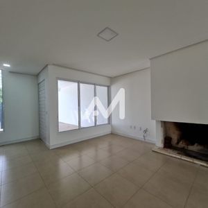 Sobrado com 158m² e 3 dormitórios no bairro Carneiros em Lajeado para Comprar