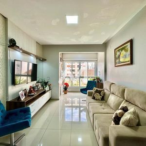 Apartamento com 106m² e 3 dormitórios no bairro Centro em Lajeado para Comprar