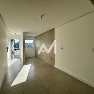 Apartamento com 77m² e 2 dormitórios no bairro São Cristóvão em Lajeado para Alugar