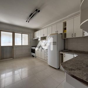 Apartamento com 116m² e 3 dormitórios no bairro Américano em Lajeado para Comprar