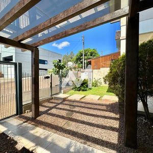 Sobrado com 105m² e 2 dormitórios no bairro Montanha em Lajeado para Comprar