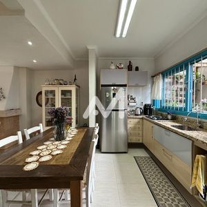 Sobrado com 120m² e 3 dormitórios no bairro Universitário em Lajeado para Comprar