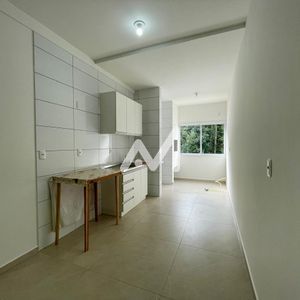 Apartamento com 71m² e 3 dormitórios no bairro São Cristóvão em Lajeado para Alugar