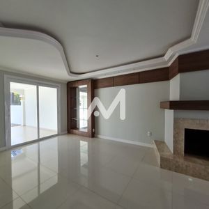 Sobrado com 203m² e 3 dormitórios no bairro São Cristóvão em Lajeado para Comprar