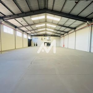 Pavilhão com 1547m² no bairro Bom Pastor em Lajeado para Comprar ou Alugar