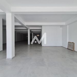 Loja com 300m² no bairro Centro em Lajeado para Alugar