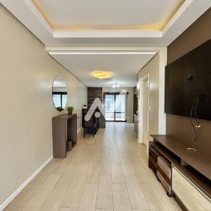 Sobrado e 2 dormitórios no bairro Universitário em Lajeado para Comprar