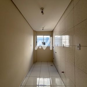 Apartamento com 80m² e 2 dormitórios no bairro Universitário em Lajeado para Alugar