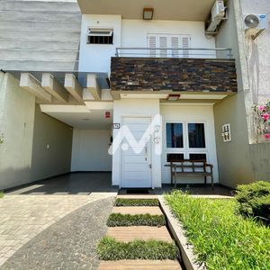 Sobrado com 108m² e 3 dormitórios no bairro Universitário em Lajeado para Comprar