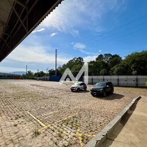 Pavilhão e 9 dormitórios no bairro Campestre em Lajeado para Alugar