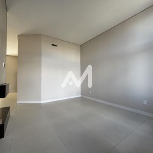 Casa com 189m² e 3 dormitórios no bairro Universitário em Lajeado para Comprar