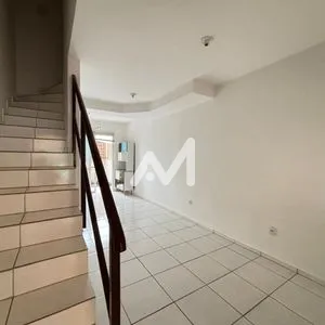 Sobrado com 62m² e 2 dormitórios no bairro Jardim do Cedro em Lajeado para Alugar