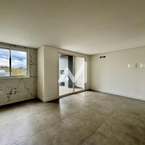 Sobrado com 183m² e 3 dormitórios no bairro Universitário em Lajeado para Comprar