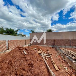 Sobrado com 135m² e 3 dormitórios no bairro Carneiros em Lajeado para Comprar