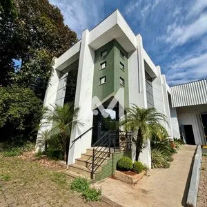 Pavilhão e 9 dormitórios no bairro Campestre em Lajeado para Alugar
