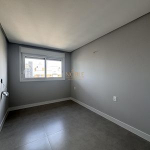 Apartamento com 77m², 2 dormitórios, 1 suíte, 1 vaga no Maui Residencial em Torres para Comprar