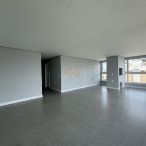 Apartamento com 102m², 3 dormitórios, 1 suíte, 2 vagas no Maui Residencial em Torres para Comprar