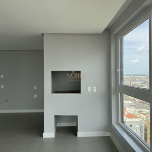 Apartamento com 108m², 3 dormitórios, 1 suíte, 2 vagas no Maui Residencial em Torres para Comprar