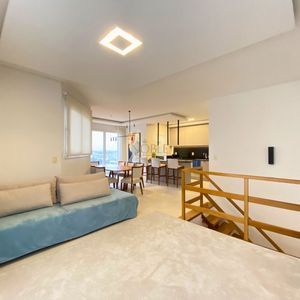 Cobertura com 167m², 3 dormitórios, 1 suíte, 2 vagas no Dom Raphael em Torres para Comprar