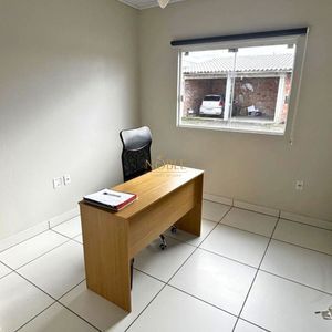 Casa com 125m², 3 dormitórios, 2 vagas no bairro Loteamento Caravelle em Passo de Torres para Comprar