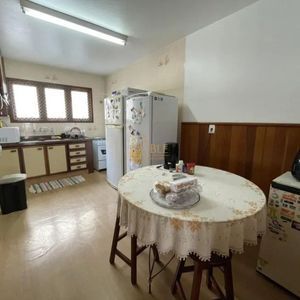 Apartamento com 153m², 4 dormitórios, 1 suíte, 1 vaga no Monte Carlo em Torres para Comprar