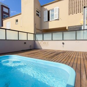 Cobertura com 220m², 3 dormitórios, 3 suítes, 2 vagas no Dona Iris em Torres para Comprar
