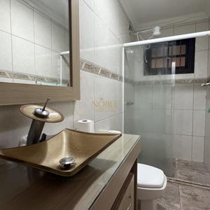 Casa, 3 dormitórios, 1 suíte, 2 vagas no bairro Igra Sul em Torres para Comprar