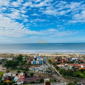 Apartamento com 142m², 3 dormitórios, 3 suítes, 2 vagas no Voga em Torres para Comprar