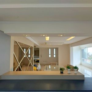 Apartamento com 249m², 4 dormitórios, 4 suítes, 2 vagas no Graziela em Torres para Comprar