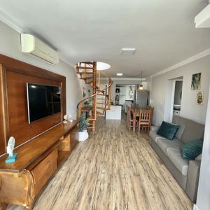 Cobertura com 130m², 2 dormitórios, 1 suíte, 2 vagas no Riviere em Torres para Comprar