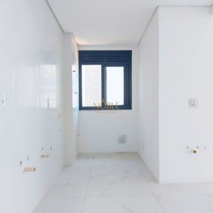 Apartamento com 110m², 3 dormitórios, 2 suítes, 1 vaga no LONDON em Torres para Comprar