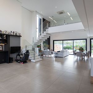 Casa de Condomínio com 260m², 3 dormitórios, 3 suítes, 3 vagas no Reserva das Águas em Torres para Comprar