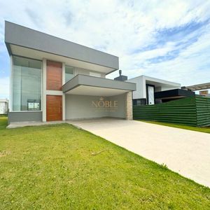 Casa de Condomínio com 306m², 4 dormitórios, 4 suítes, 4 vagas no Reserva das Águas em Torres para Comprar