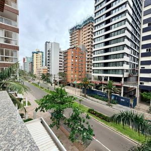 Apartamento com 72m², 2 dormitórios, 1 suíte, 1 vaga no Mônaco em Torres para Comprar